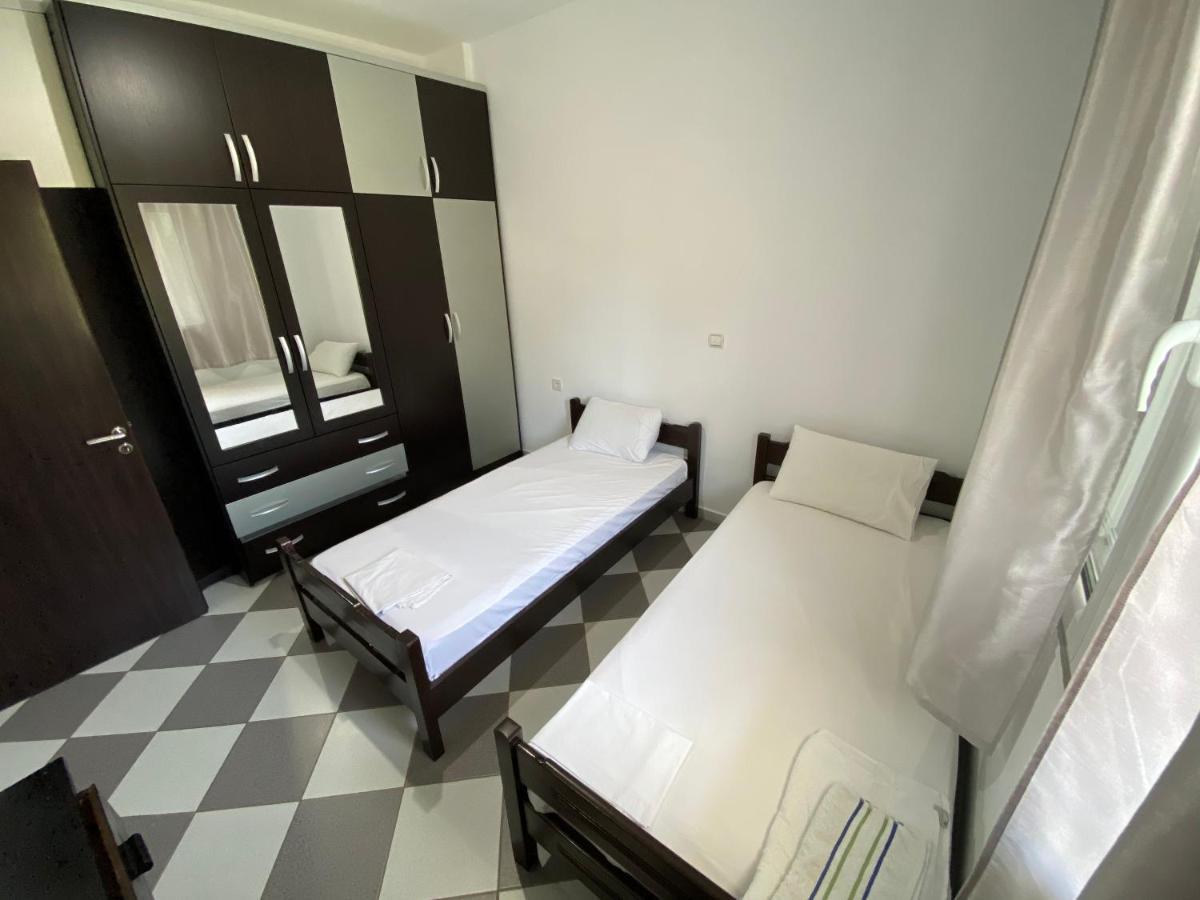 Henardi Apartments Εξαμίλιο Εξωτερικό φωτογραφία